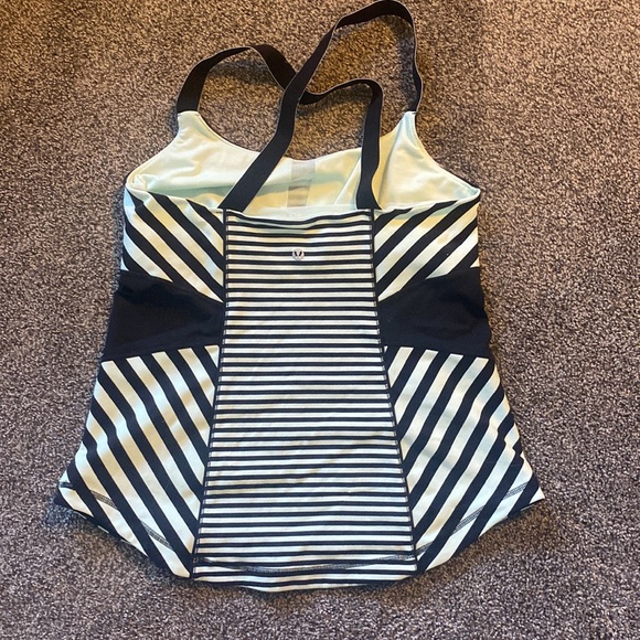 Lululemon Tank. - Picture 2 of 2